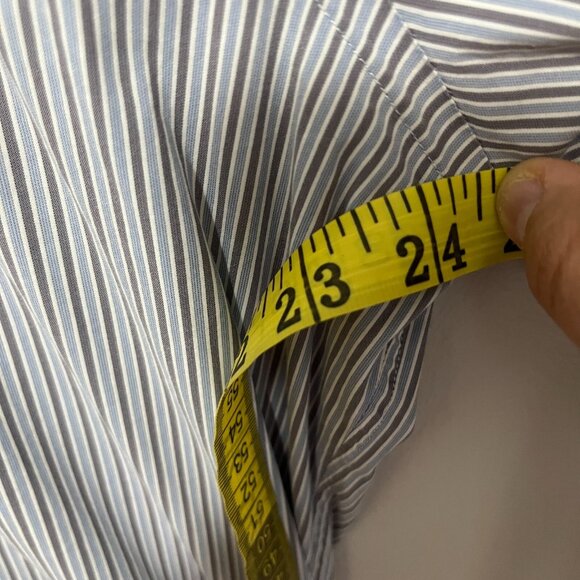 Armani Collezioni Stripped Button Shirt Men's Size 43 17 Large Made In Italy - Picture 5 of 7